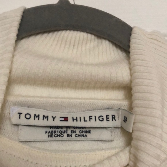 White Turtle Neck - Picture 5 of 5